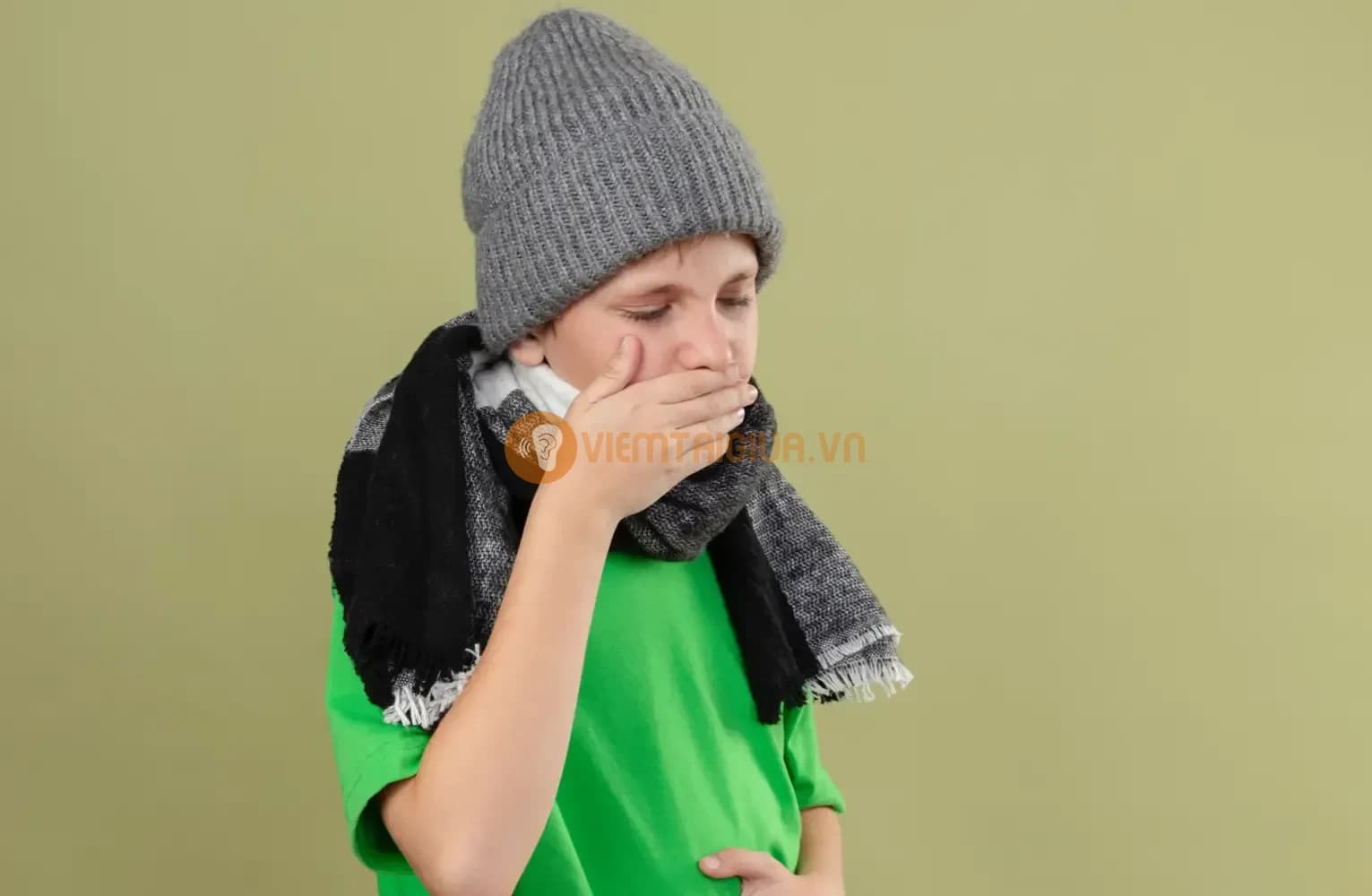 Viêm họng cũng là một trong các nguyên nhân dẫn tới viêm tai giữa